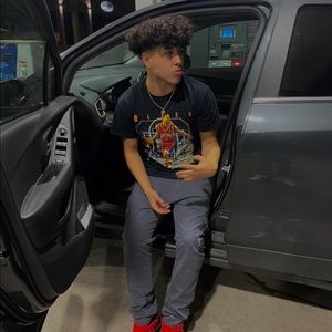 Meet your Posher, Sean